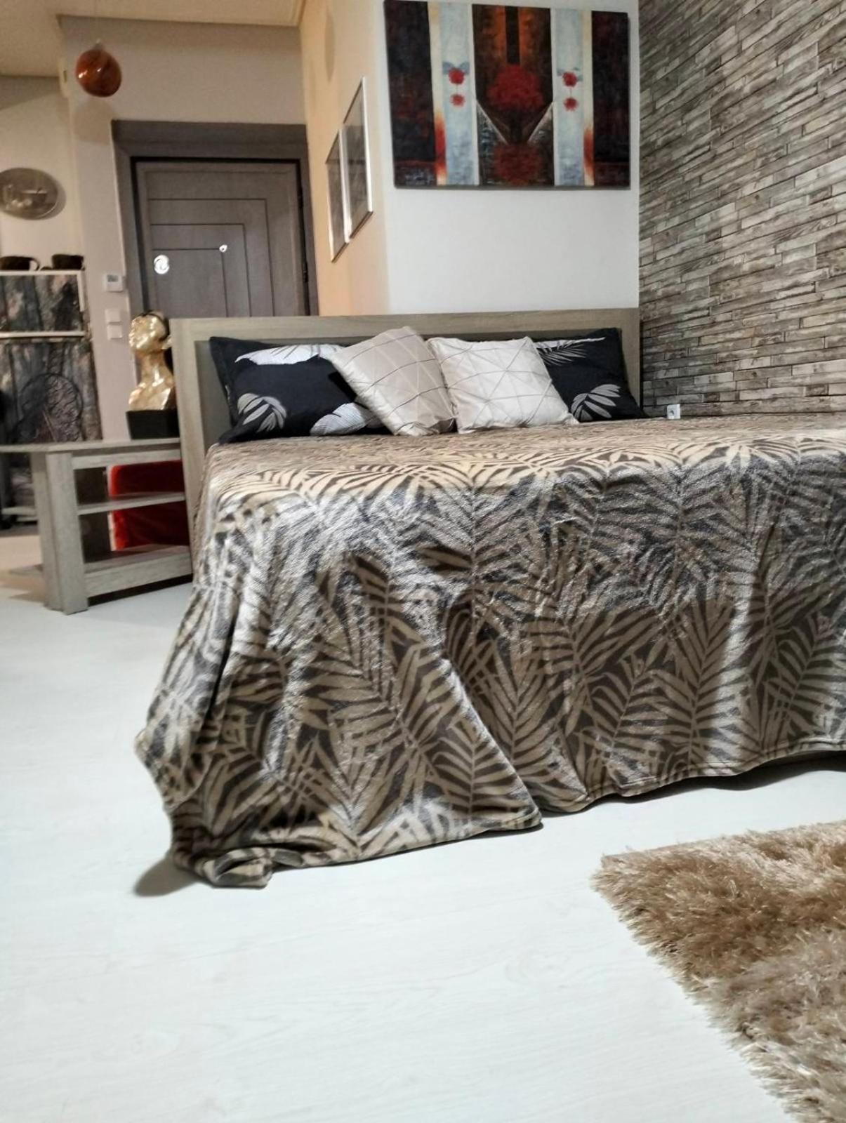 Velvet Story Appartement Tríkala